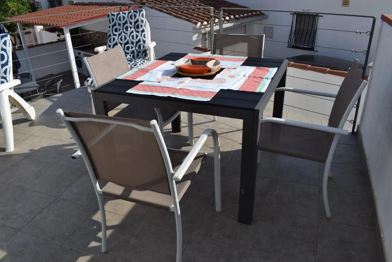 Casa Con Piscina Privada Y Cerca Playa Ref 382 Villa Empuriabrava